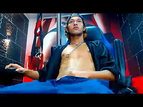 liam mcmillan online show from 09/29/25, 01:16