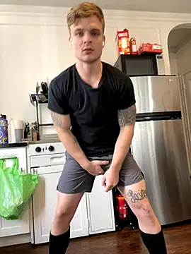 Snapshot of King_Kev_ chatting on 09/28/25, 07:52 King Kev online show from 09/28/25, 07:52