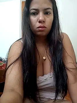 Snapshot of IsabellaLuxe chatting on 09/24/25, 12:08 IsabellaLuxe online show from 09/24/25, 12:08