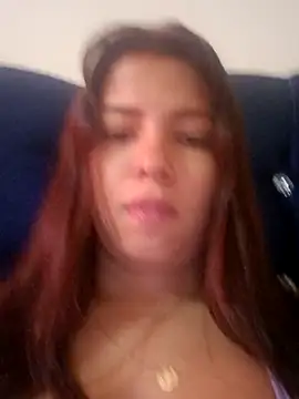 Snapshot of IsabellaLuxe chatting on 10/21/25, 04:19 IsabellaLuxe online show from 10/21/25, 04:19