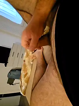 Snapshot of Dany2150 chatting on 11/29/25, 03:37 Dany2150 online show from 11/29/25, 03:37