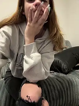 Snapshot of SeccySerena chatting on 10/18/25, 05:35 SeccySerena online show from 10/18/25, 05:35