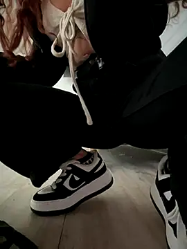 Sallem Pink online show from 11/05/25, 11:43