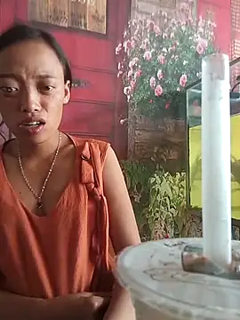 Snapshot of optra34 chatting on 09/28/25, 05:13 optra34 online show from 09/28/25, 05:13