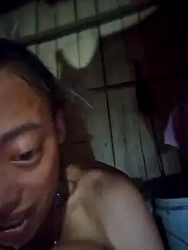 Snapshot of optra34 chatting on 10/18/25, 12:17 optra34 online show from 10/18/25, 12:17