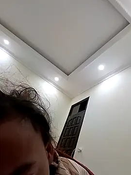 Snapshot of optra34 chatting on 10/20/25, 06:19 optra34 online show from 10/20/25, 06:19