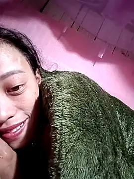 Snapshot of optra34 chatting on 11/23/25, 12:05 optra34 online show from 11/23/25, 12:05