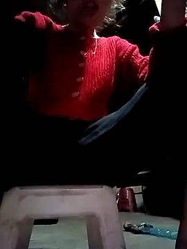 Snapshot of optra34 chatting on 11/24/25, 12:27 optra34 online show from 11/24/25, 12:27