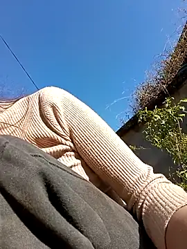 Snapshot of optra34 chatting on 11/30/25, 01:31 optra34 online show from 11/30/25, 01:31