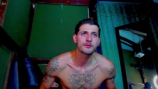 alejo  323   online show from 04/29/26, 03:21