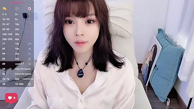 Snapshot of yara_hot1 chatting on 10/27/25, 03:54 yara hot1 online show from 10/27/25, 03:54