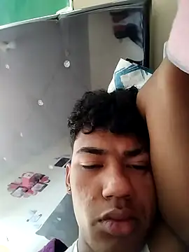 Snapshot of Lale-Adrian chatting on 11/23/25, 01:55 Lale-Adrian online show from 11/23/25, 01:55