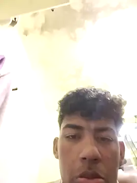 Snapshot of Lale-Adrian chatting on 11/29/25, 03:31 Lale-Adrian online show from 11/29/25, 03:31