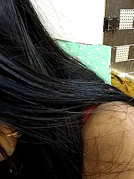 priya 26 online show from 11/10/25, 06:34