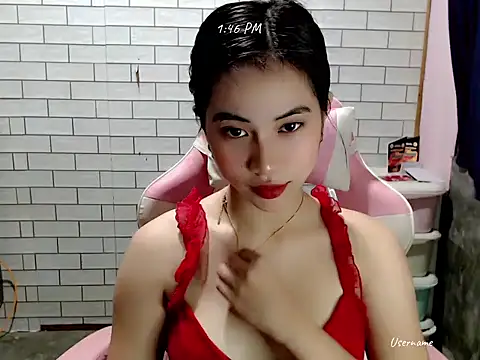 Snapshot of Rainea149 chatting on 02/25/26, 05:50 Rainea149 online show from 02/25/26, 05:50