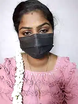Snapshot of Tamil_Princess12 chatting on 06/18/26, 06:13 Tamil Princess12 online show from 06/18/26, 06:13