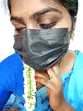 Snapshot of Tamil_Princess12 chatting on 07/11/26, 08:28 Tamil Princess12 online show from 07/11/26, 08:28