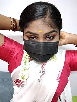 Snapshot of Tamil_Princess12 chatting on 07/24/26, 07:45 Tamil Princess12 online show from 07/24/26, 07:45