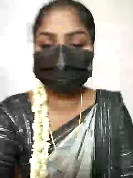 Snapshot of Tamil_Princess12 chatting on 07/26/26, 05:42 Tamil Princess12 online show from 07/26/26, 05:42