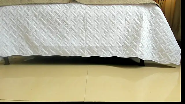 megann hill  online show from 10/29/25, 05:25