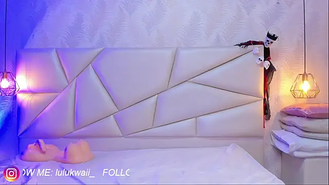 lulukawai16 online show from 10/15/25, 07:14