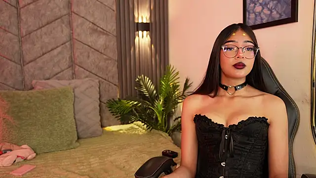 amberthangels online show from 10/11/25, 12:15