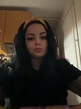 sexybunny18255 online show from 09/28/25, 07:30