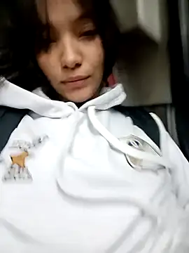 Snapshot of mia_blue01 chatting on 09/25/25, 02:26 mia blue01 online show from 09/25/25, 02:26