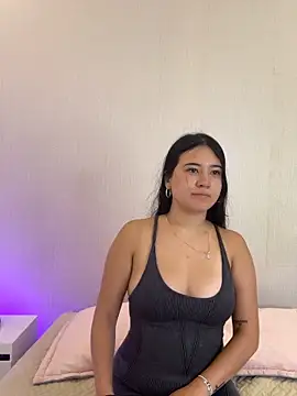 chloekitty69 online show from 10/06/25, 11:29