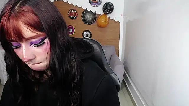 koraa t online show from 10/16/25, 02:56