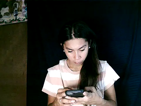 Asian PrettyAle online show from 10/31/25, 01:39