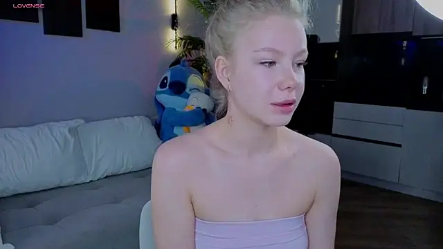 emilyshepar d online show from 06/19/26, 02:16