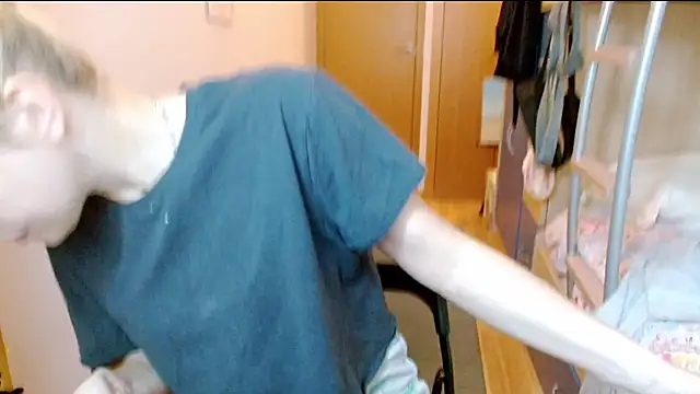 SatinQueen90 online show from 11/18/25, 05:45