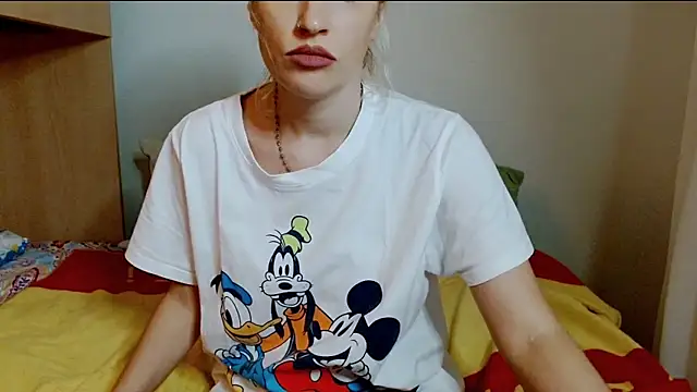 SatinQueen90 online show from 11/25/25, 08:14