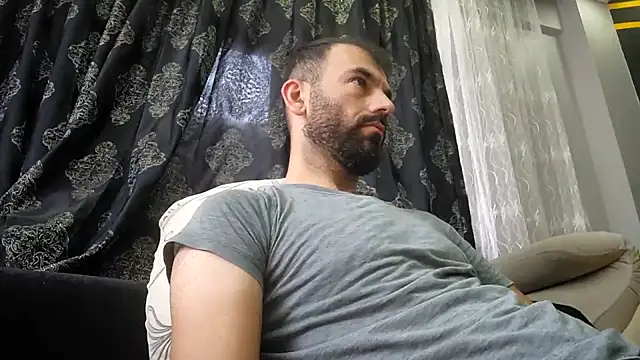 Snapshot of Apooabe chatting on 10/11/25, 12:26 Apooabe online show from 10/11/25, 12:26