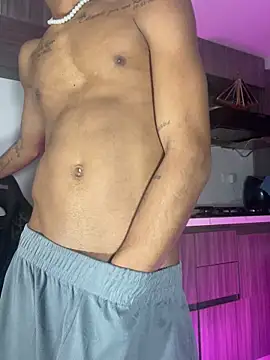 RyanScot4 online show from 09/30/25, 05:34