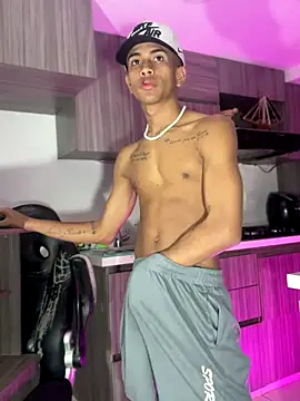 RyanScot4 online show from 10/03/25, 08:33