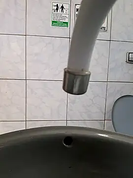 Snapshot of Negodabenga chatting on 09/30/25, 06:35 Negodabenga online show from 09/30/25, 06:35