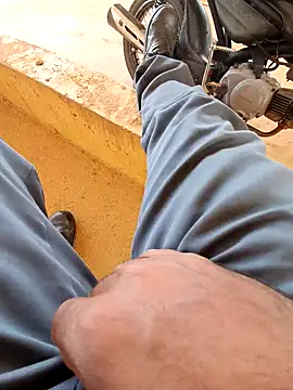 Snapshot of Negodabenga chatting on 10/10/25, 03:22 Negodabenga online show from 10/10/25, 03:22