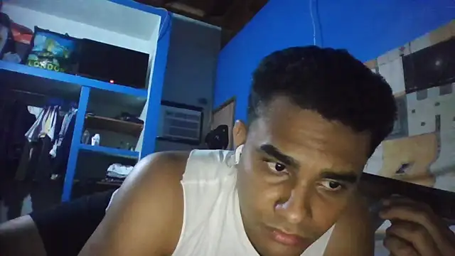 Snapshot of Edward_chubby chatting on 09/11/25, 03:17 Edward chubby online show from 09/11/25, 03:17