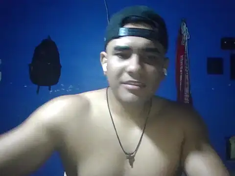 Snapshot of Edward_chubby chatting on 12/14/25, 11:31 Edward chubby online show from 12/14/25, 11:31