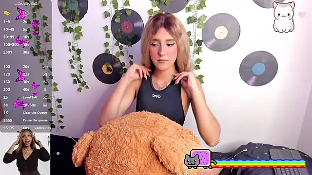 Amy Moonlight online show from 10/02/25, 10:06