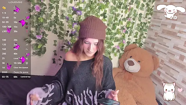 Amy Moonlight online show from 04/27/26, 09:02