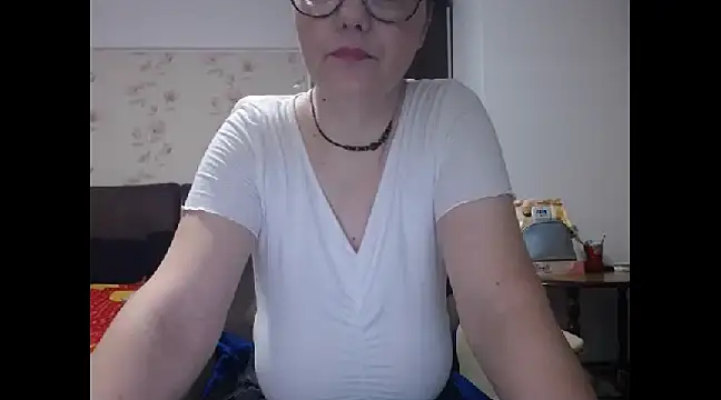 Mary x online show from 01/10/25, 03:50