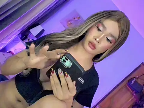 Spicyhugecock69 online show from 06/13/26, 05:00