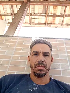 Snapshot of QfabO123 chatting on 10/22/25, 03:45 QfabO123 online show from 10/22/25, 03:45