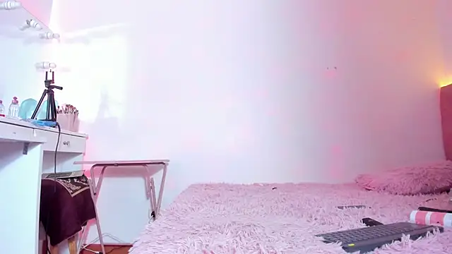 gabi steele online show from 12/13/25, 08:25