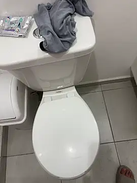 michael877675 online show from 10/29/25, 01:24