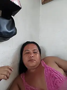 Snapshot of fallen_angel08 chatting on 10/04/25, 05:49 fallen angel08 online show from 10/04/25, 05:49