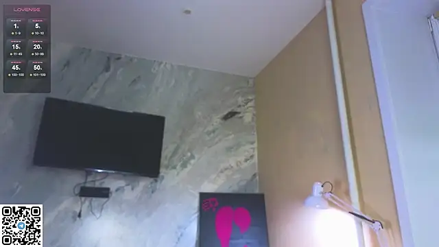 miss bubbles  online show from 11/10/25, 12:31